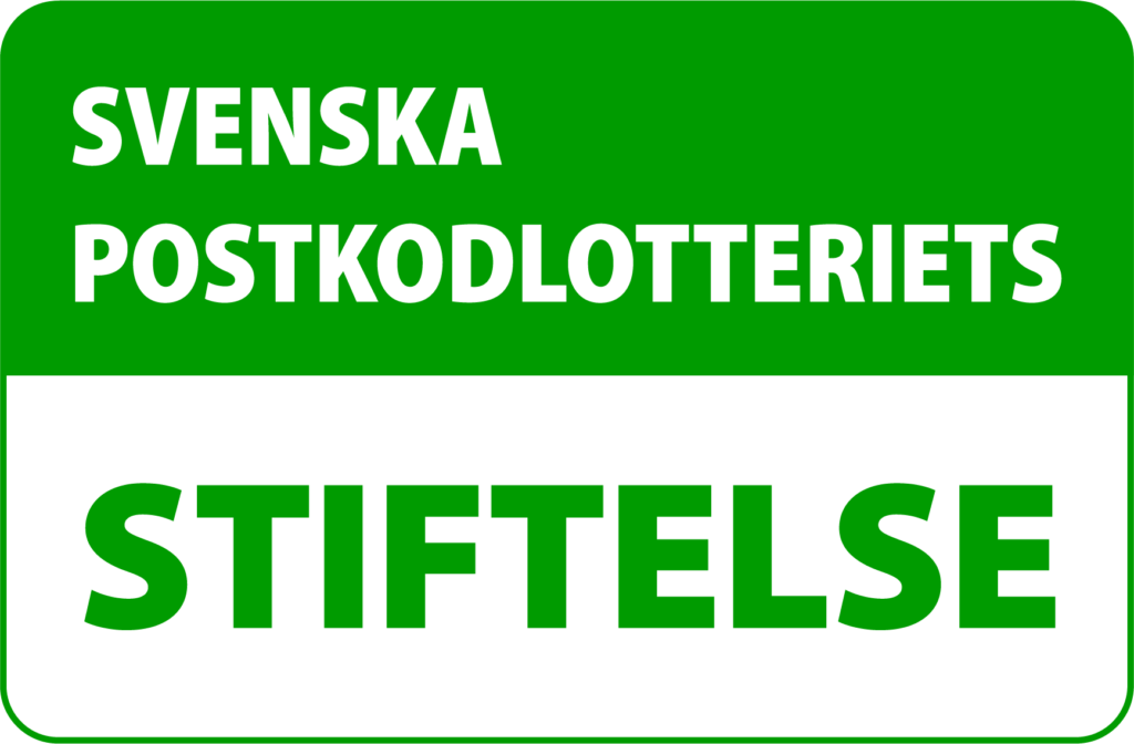 Postkodlotteriets Stiftelses logotyp i grönt och vitt
